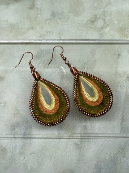 Thread Earrings | 25